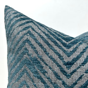 Dunkles Teal und Grau Zick-Zack gestreiftes Kissen, Türkis Chevron Euro Sham, Türkis Leinen Kissenbezug 26x26, Türkises Lendenkissen