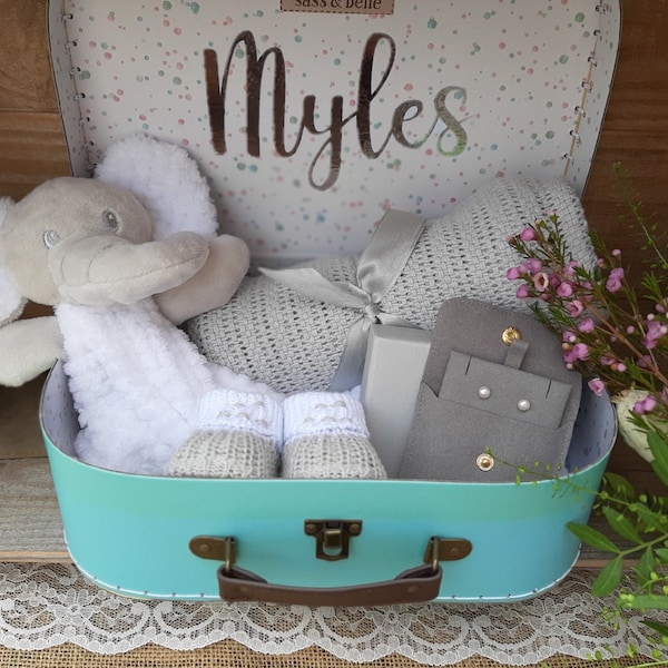 Mum and Baby Personalised Gift Set for Baby Shower Present for New Born Keepsake Suitcase for Baby Girl Hamper for Baby Boy Gift for New Mum