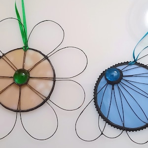 2 Flower Power Ornaments, 2 Stained Glass Flower Ornaments, Flower Stained Glass