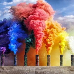 EG Smoke Grenades (30 Seconds) Perfect for Weddings, photography & Gender Reveals