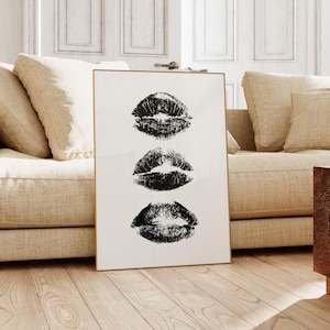 Kiss Lips Wall Art Trendy Poster Lips Print Trendy Digital Prints Preppy Dorm Trendy Art Print Funky Print Fashion Wall Art Make Up Wall Art