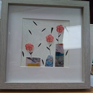 Framed flower art with matching blank greetings card
