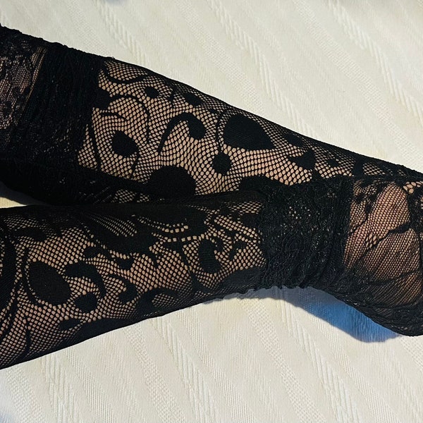 Long black  lace fingerless gloves