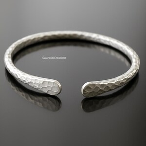Pulseira rígida martelada em prata de lei: Bracelete boho ajustável imagem 4
