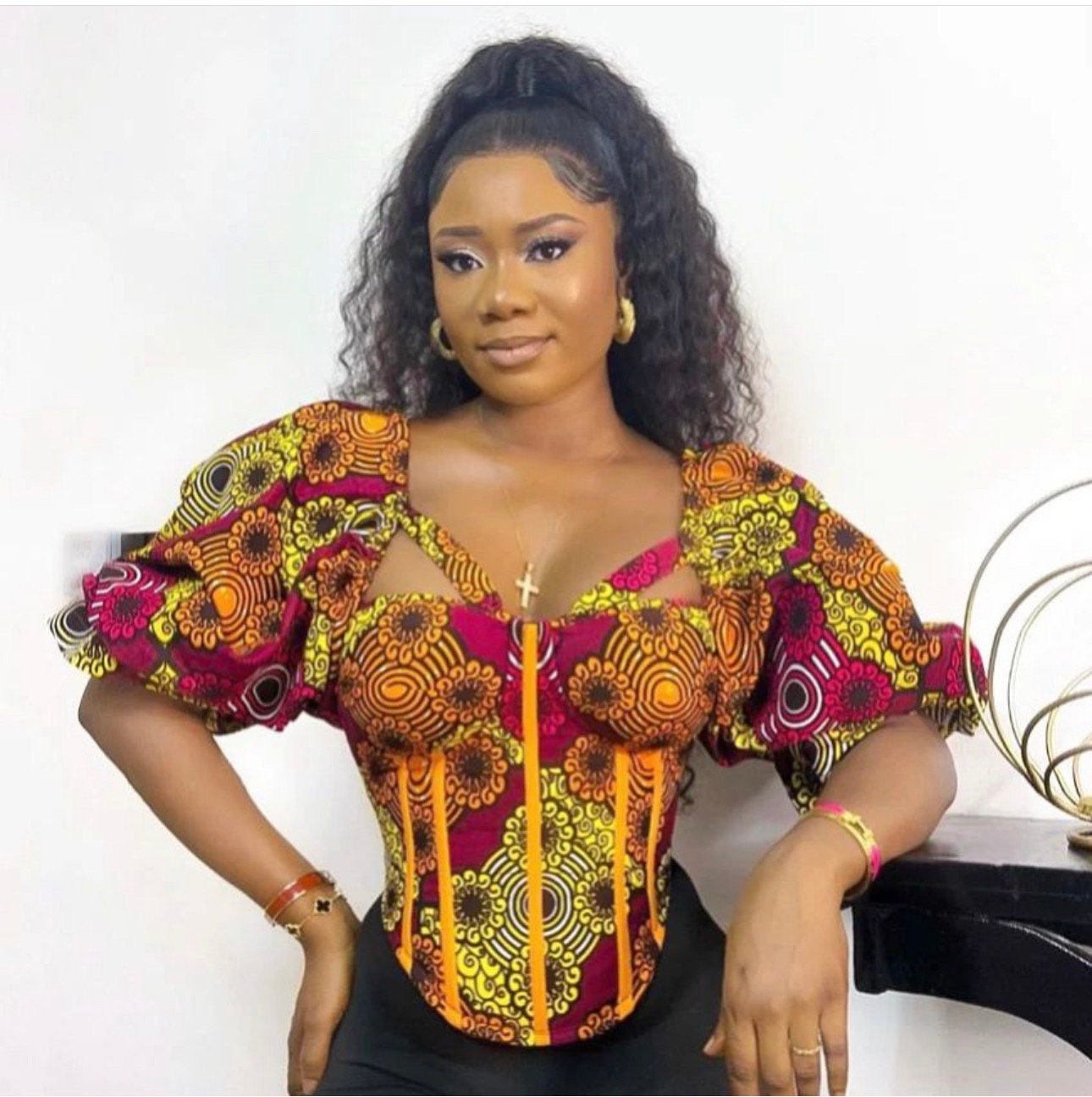 Introducing the epitome of elegance: Our brand-new Lutz Ankara Corset Top.  Embrace the fusion of style and culture with this stunning pie