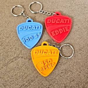 Llavero Ducati con nombre personalizado para moto, coche, mochila, bolso, gimnasio, idea de regalo, cumpleaños, fútbol, fiestas, llavero, motero imagen 8