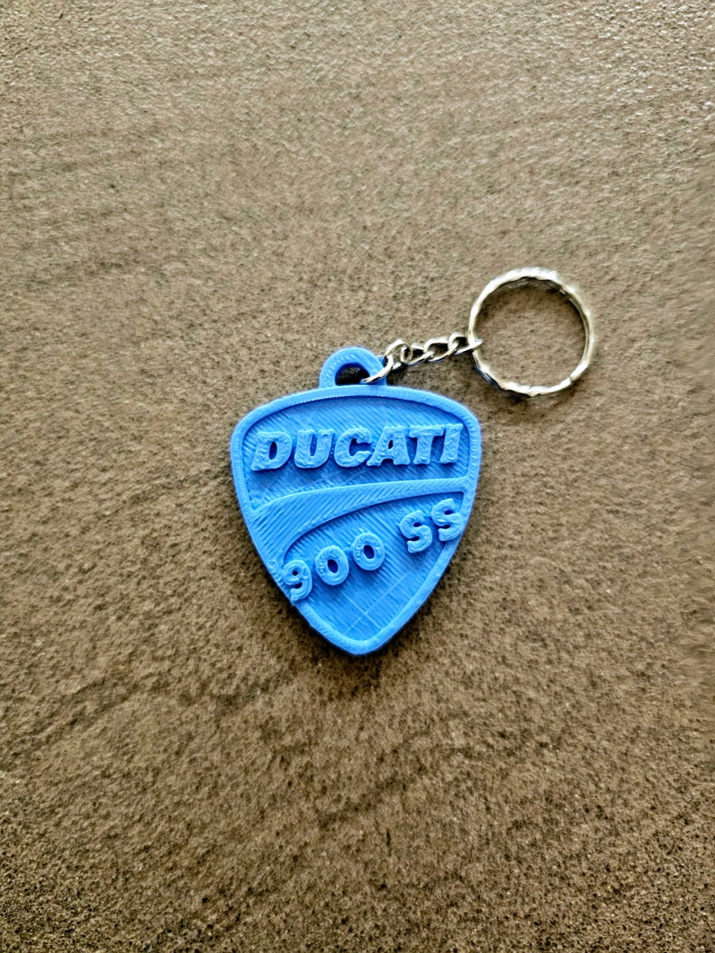 Llavero Ducati con nombre personalizado para moto, coche, mochila, bolso, gimnasio, idea de regalo, cumpleaños, fútbol, fiestas, llavero, motero imagen 5