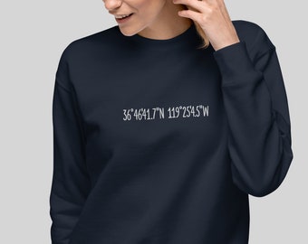 Sudadera de coordenadas personalizadas bordadas, sudor de coordenadas GPS personalizadas, ubicación de lugar favorito, regalos de longitud de latitud, regalo de San Valentín