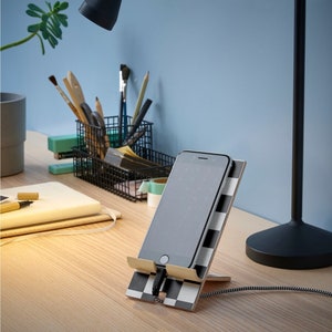 Phone holder checked pattern black and white