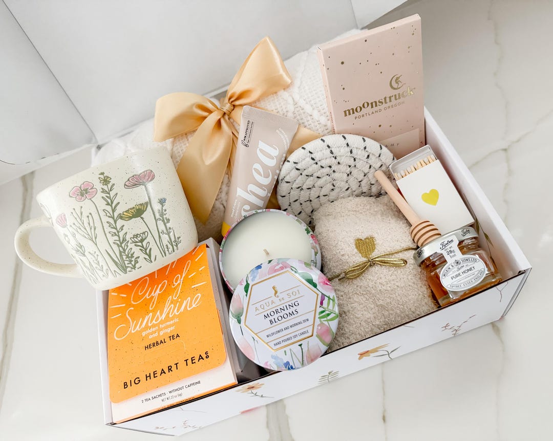 Hug in A Box Care Package With Blanket & Soy Candle Thinking of You ...