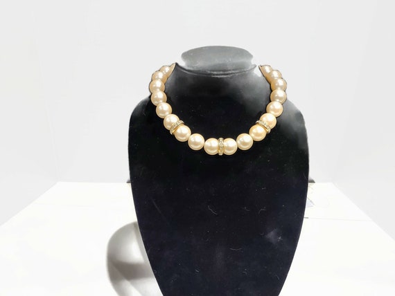 Vintage Simulated Pearls and Diamond Necklace - 1… - image 2
