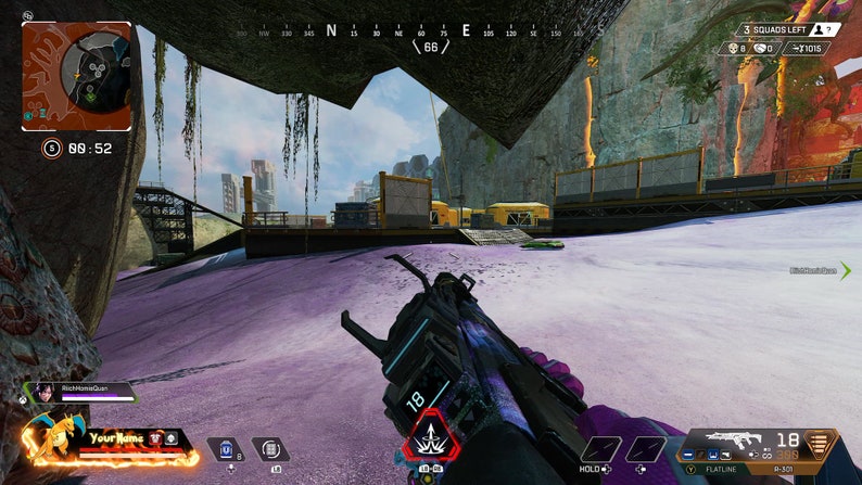 K&ouml;nnte beinhalten: Ego-Perspektive in einem Videospiel. Der Spieler h&auml;lt eine Waffe mit einem lila und blauen Design. Die Spieloberfl&auml;che zeigt einen Timer, eine Karte und andere Informationen. Die Umgebung zeigt eine lila Landschaft und futuristische Strukturen.
