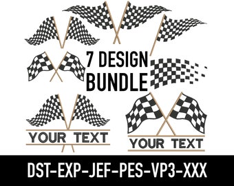 Könnte beinhalten: Ein Set mit sieben Designs für schwarze und weiße karierte Flaggen zum Sticken. Die Flaggen befinden sich in verschiedenen Positionen, darunter gekreuzt, wehend und in einem diagonalen Muster. Der Text "7 DESIGN BUNDLE" und "YOUR TEXT" ist im Bild enthalten. Die enthaltenen Dateiformate sind DST, EXP, JEF, PES, VP3 und XXX.