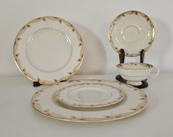 Lenox Essex Maroon & Gold Dinnerware: 5-Piece Place Setting