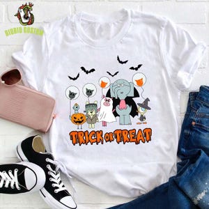 Trick Or Treat Teacher T-Shirt, Funny Piggie Elephant Pigeons Shirt, Children Books, Book Lover Gift
