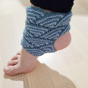 Sock Knitting Pattern, Loru 3 Merino yoga sock designed for 4PLY Merino Wool image 5