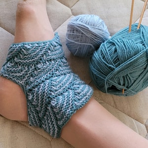 Sock Knitting Pattern, Loru 3 Merino yoga sock designed for 4PLY Merino Wool image 2
