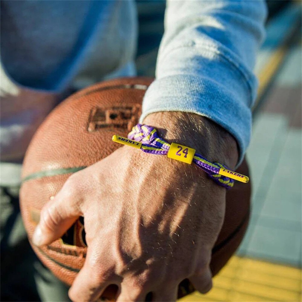 Curry wristband deals