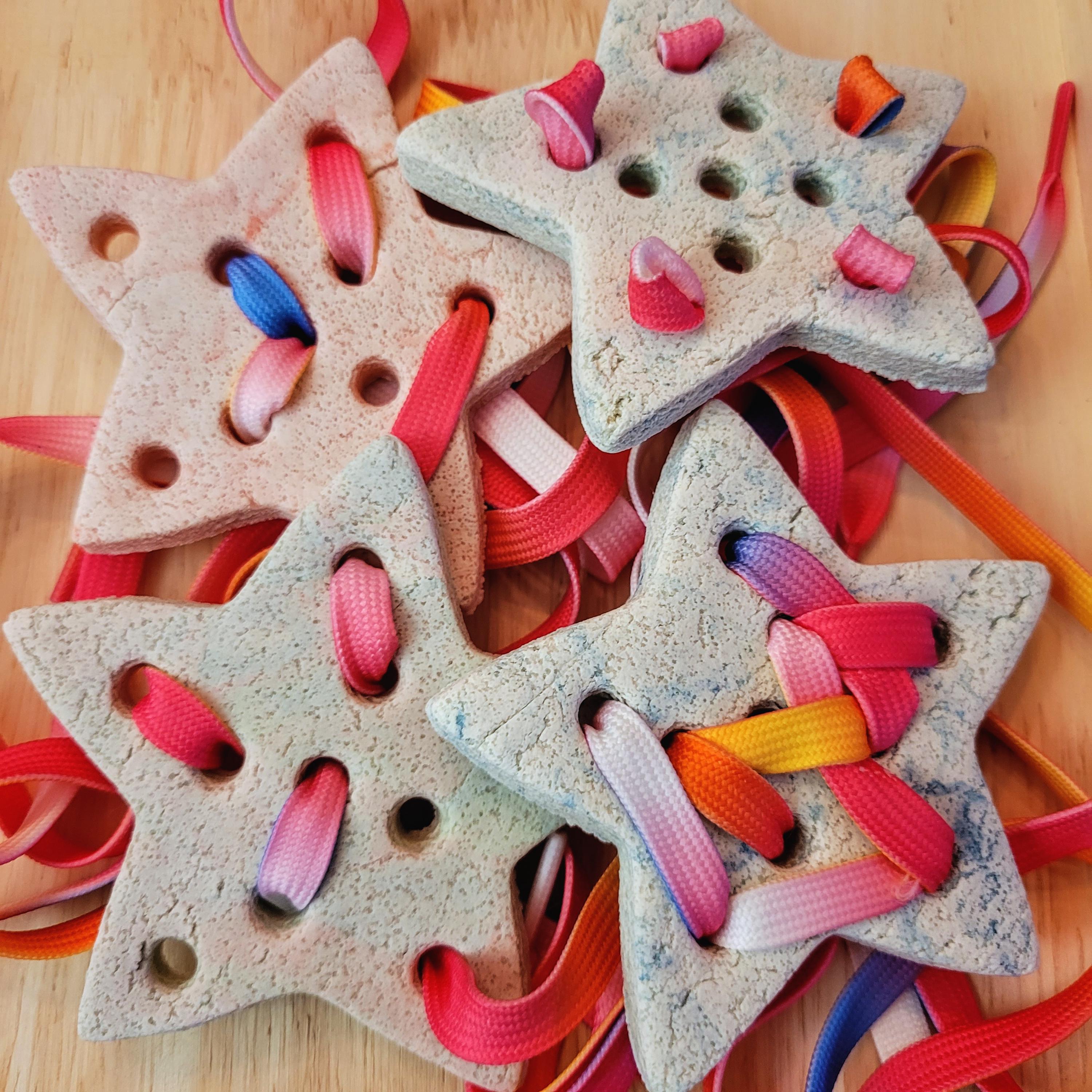 Waldorf Birthday Favors, Montessori sensory threading toy, handmade, sustainable goody bags, birthday party favors for toddlers