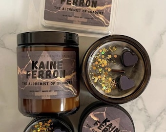 Kaine Ferron-kaars | Alchemistische boekmerchandise |  BookTok Alchemised SenLinYu-merchandise | Fantasie-romantische kaars | Boekachtig cadeau