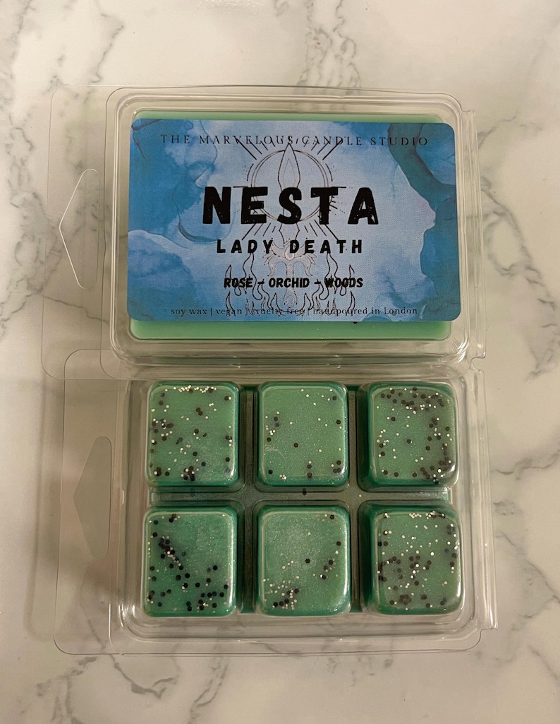 Vela Nesta Archeron con licencia oficial de ACOTAR Merch / Vela de cera de soja / Sarah J Maas Una corte de espinas y rosas Regalo literario Wax Melt