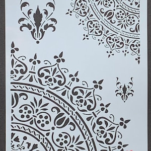 Mandala stencil met 1/4 sectie. A4 stencil voor meubels, stof, tegels of vloeren. Mandala-patroon voor het schilderen en decoreren van muren of taarten