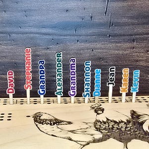 Custom cribbage board haringen, GRATIS personalisatie kies je eigen namen en kleuren. Lasergegraveerd, met de hand geschilderd, geschuurd, past in standaardgat.