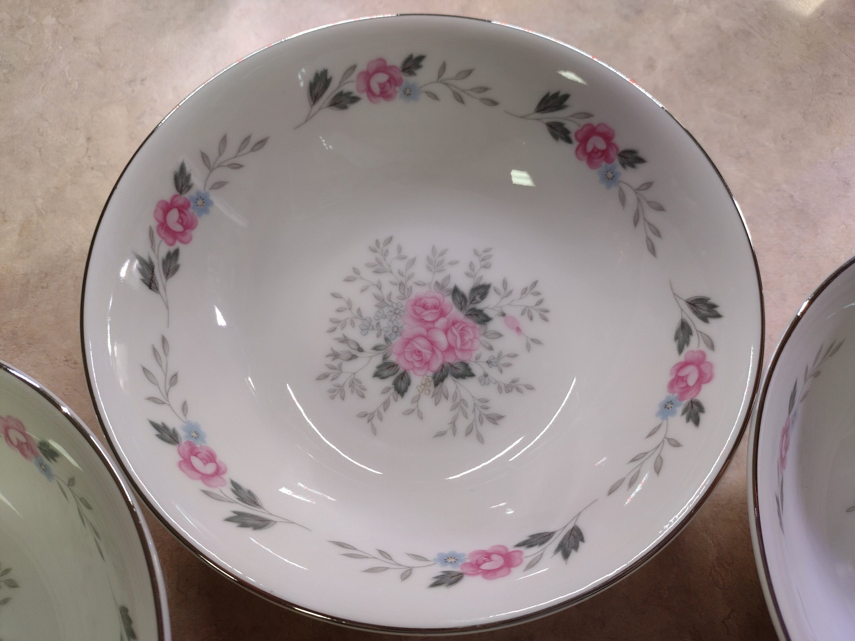 Vintage: Pretty Rose, Fine China, 6 Vintage: Pretty Rose, Fine China, 6