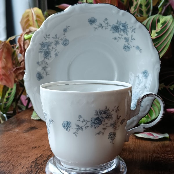 Vintage: Johann Haviland, Blue Garland, Teacup and Saucer Set, Tea, Made in Bavaria Germany, C.1970-1990