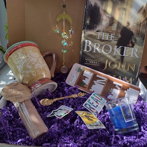 A Date with a Book Box, Vintage Teacup or Mug, You Choose the Book, Plus, Preloved books,