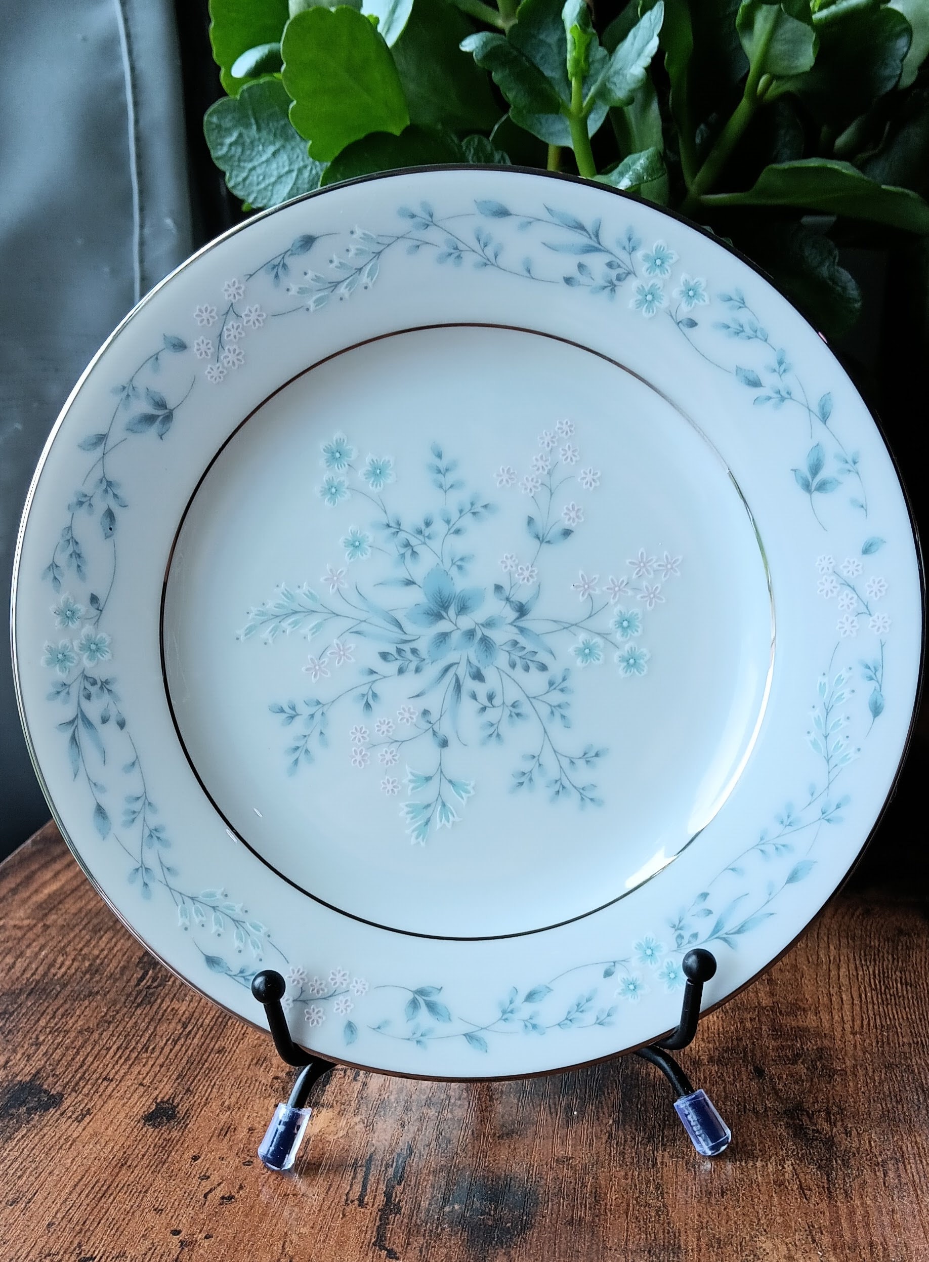 Noritake CRATTONE✶8709青い花柄の食器セット ✶新品未使用 Amazon | ノリタケ（クラフトーン） ブルーの小花柄のカップ