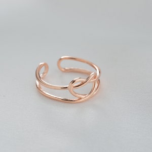 Handgemaakte hartvormige zilveren draad ring, sterling zilveren sierlijke ring voor haar, stapelbare minimalistische ring, sterling zilveren fijne sieraden afbeelding 6