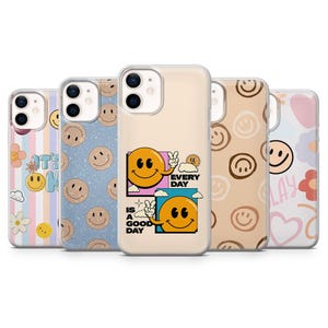 Smiley Phone Case Preppy Retro Aesthetic Vintage Cover for iPhone 16e, 15, 14, 13, 12, Samsung S25,S24,S23,S22,A16, A55, A35, Pixel 9Pro, 8A