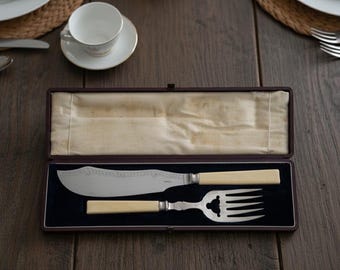 Antique JR & S English Silver Plated Fish Servers Set, Bone Handles, Fitted Case