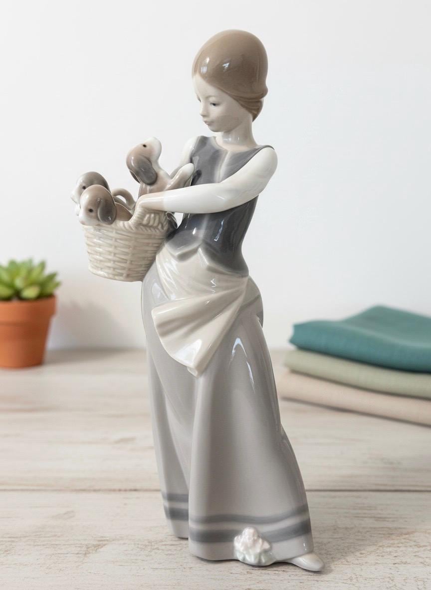Lladro Little Dogs on Hip Figurine 1311 Girl With Puppies in