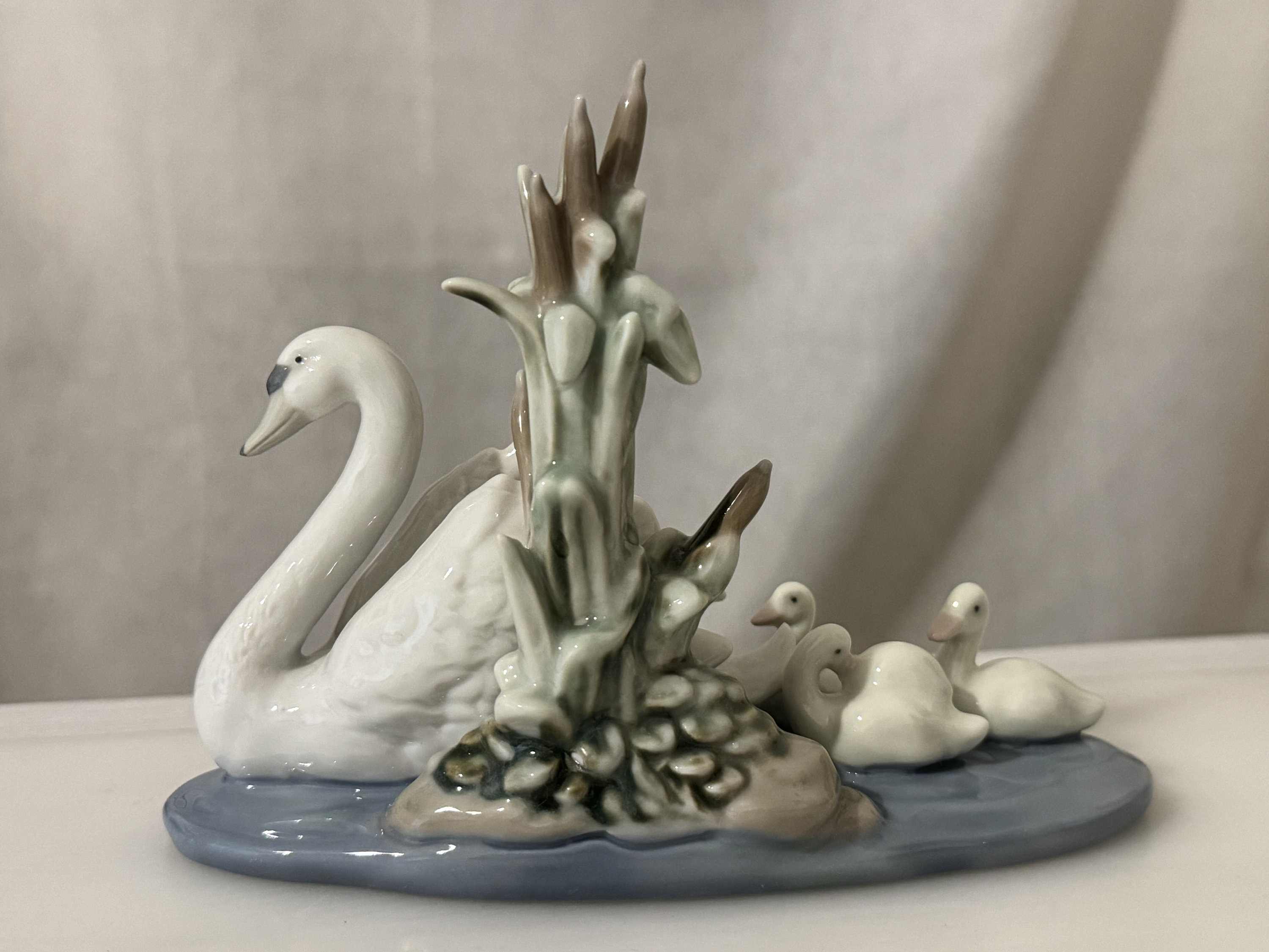 Vintage Lladro 5722 Follow Me Swan and Cygnets, Porcelain Figurine ...