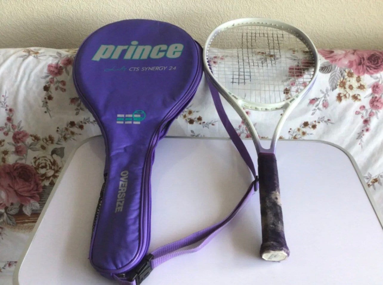 Tennis Racquet Grip Neck Bands, Cover the Top of Your Racket Grip