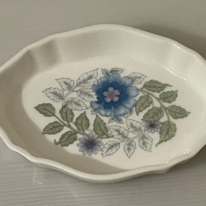 Wedgwood Clementine Pin Dish, Ring Dish, Blue White, Housewarming Gift, Bathroom, Birthday Xmas Gift for Her or Wife or Mum, Gift Shop Ideas