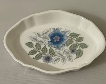 Wedgwood Clementine Pin Dish, Ring Dish, Trinket Tray, Housewarming Gift, Birthday Xmas Gift for Her, Wife, Girlfriend, Partner, Mum or Dad