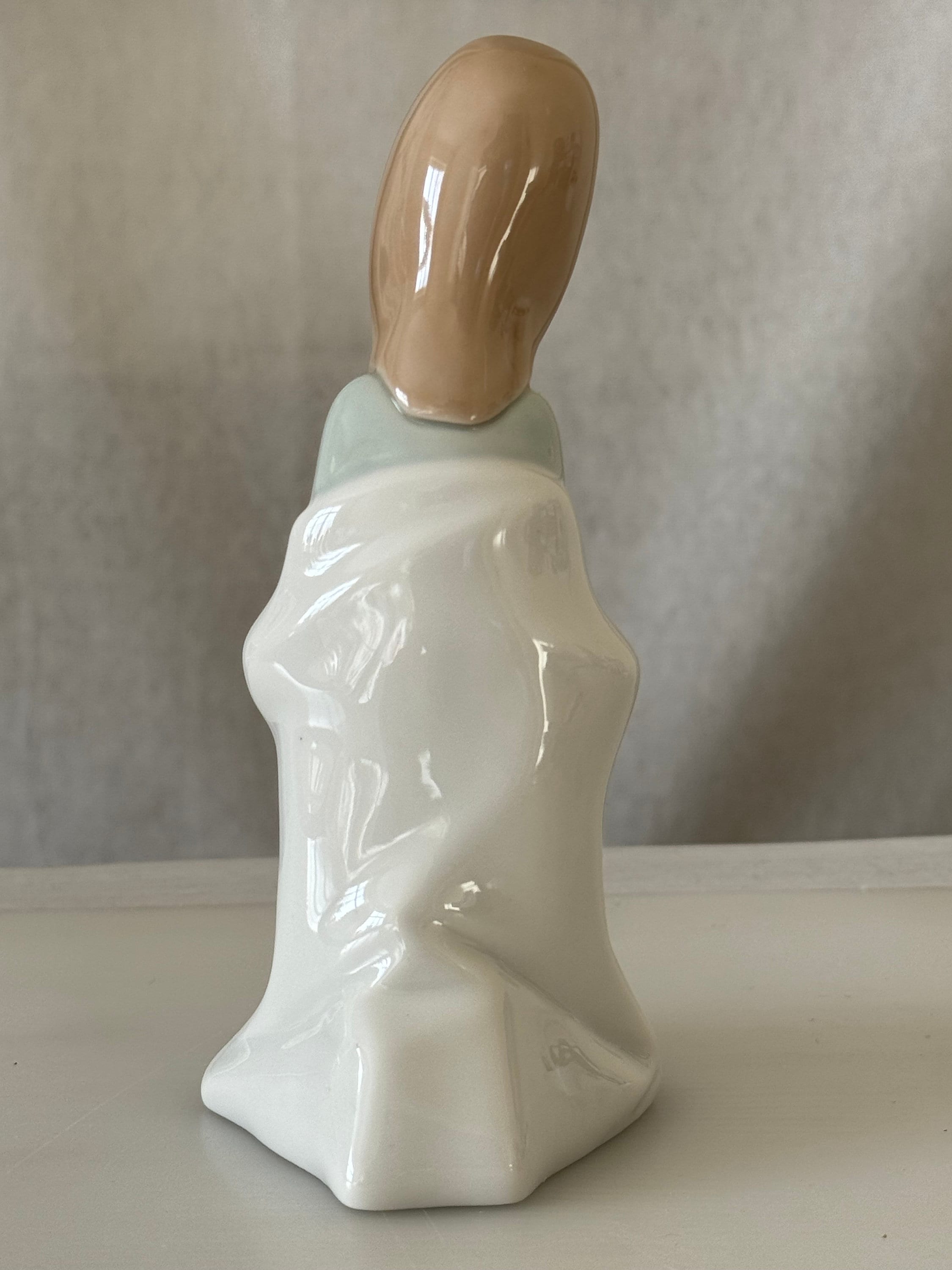 Lladro Virgin Mary 4671 Porcelain Nativity Figurine Glazed Religious ...