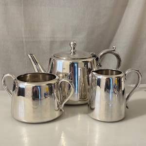 Vintage Elkington und Co Versilbert 3 Stück Tee Kaffee-Set Teekanne Milchkännchen Zuckerdose Küche Dekor Sammeln Geburtstag Weihnachten Geschenk Sie