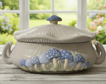 ヴィンテージのハンドペイント、デルフトブルーの花瓶。風車模様の花柄