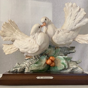 Vintage Armani Pigeons Florence Giuseppe Armani Figurine Sculpture Italy Birthday Xmas Gift for Her, Wife, Girlfriend, Partner, Mum or Dad