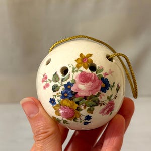 Vintage Floral Ceramic Potpourri Pomander Ball by Sallie Robinson England Ornament