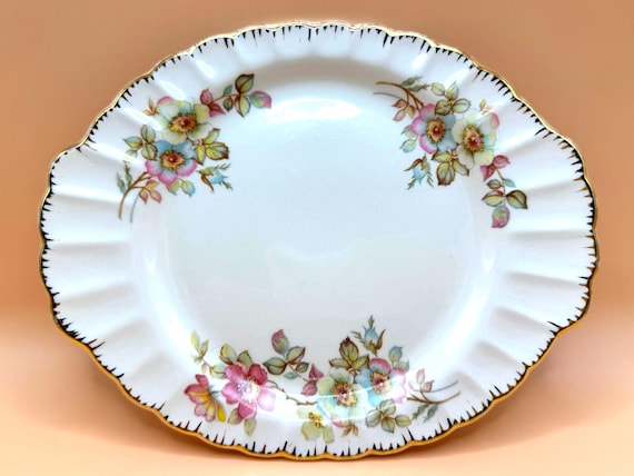 Vintage Limoges Bramble Floral Plates Set of 6, 22K Gold Trim