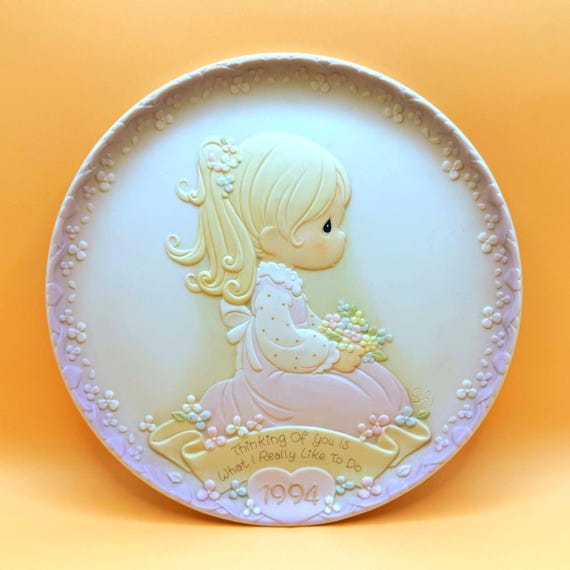 Precious Moments 1994 Mother’s Day Plate 3D Relief Sam Butcher Enesco