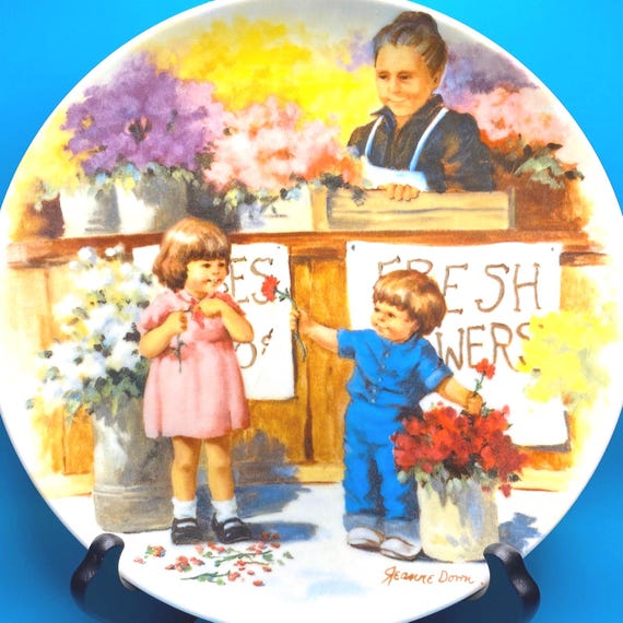 Vintage Jeanne Down - Knowles 1986 Plate - Jeanne Down's Friends I Remember Collection - 7th issue "The Flower Arrangement"