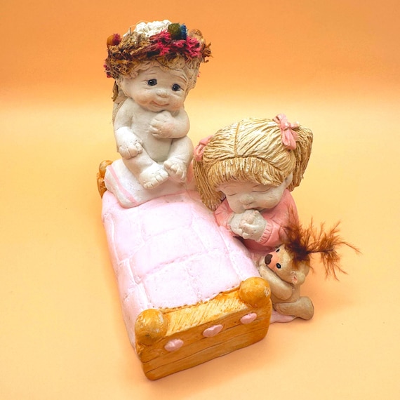 Dreamsicles Now I Lay Me DC406 Angel Girl Praying Teddy Figurine