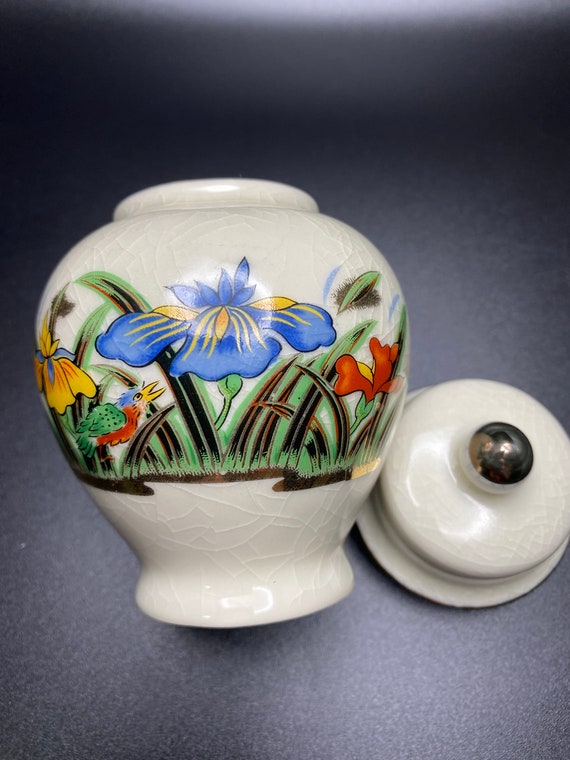 Japan Iris Flower With Kawasaki Bird Floral, Gold Trim, Ginger Jar - Vintage Ginger Jar with Lid - Vibrant colors - Decorative Jar