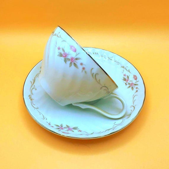 Vintage Gold Standard Pink Rose Teacup & Saucer Japan